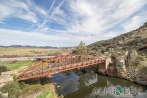 Puente de Hierro de Chillón