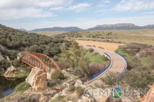 Puente de Hierro de Chillón