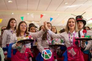 Sábado de piñata Carnaval de Chillón 2024