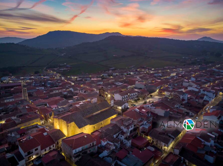 Atardecer sobre Chillón