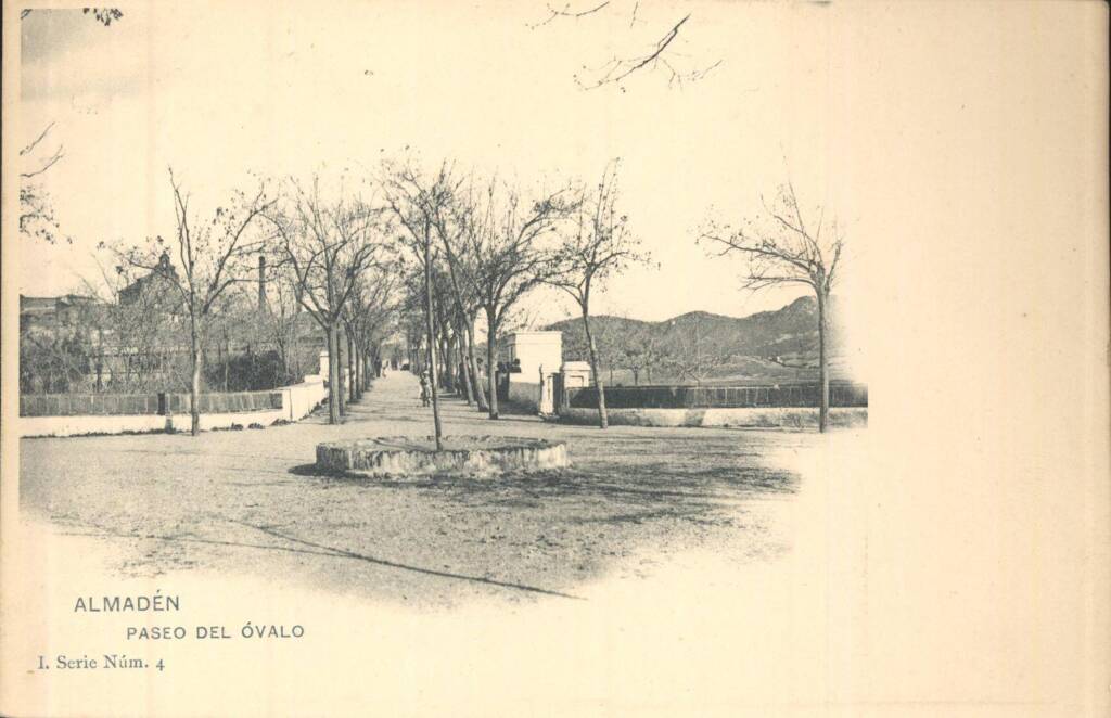 Plazo del Óvalo, Almadén. Datada en 1903